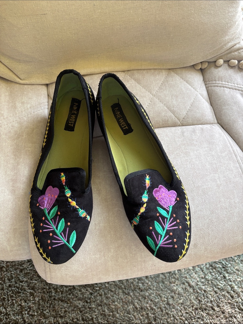 Nine West Black Floral Embroidered Slip-On Flats